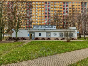 Prodej restaurace, Praha - Kobylisy, Chabařovická, 295 m2