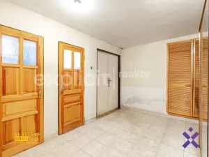 Prodej rodinného domu, Plumlov - Soběsuky, 250 m2