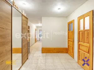 Prodej rodinného domu, Plumlov - Soběsuky, 250 m2