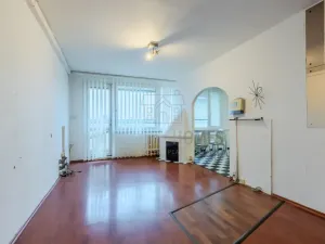 Prodej bytu 3+1, Praha - Prosek, Lovosická, 67 m2