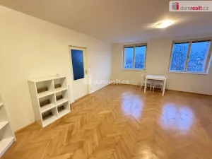 Pronájem bytu 2+kk, Praha - Smíchov, Na Skalce, 43 m2