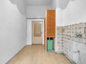 Prodej bytu 2+1, Hradec Králové, Komenského, 98 m2