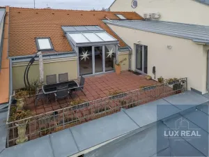 Prodej atypického bytu, Mikulov, Komenského, 164 m2