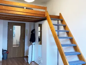 Pronájem bytu 1+kk, Praha - Vršovice, 28. pluku, 27 m2