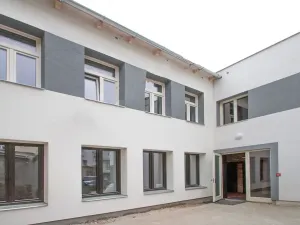 Pronájem bytu 1+kk, Hradec Králové, Šafaříkova, 31 m2