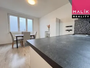 Prodej bytu 1+1, Karlovy Vary, Dvořákova, 37 m2