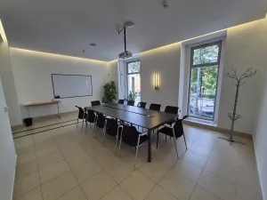 Pronájem kanceláře, Praha - Žižkov, Žerotínova, 220 m2