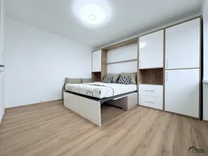 Prodej bytu 1+1, Karviná, Slovenská, 28 m2