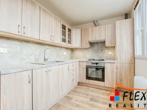 Pronájem bytu 2+1, Ostrava, Holasova, 55 m2