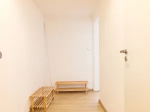 Pronájem bytu 1+kk, Praha - Vršovice, Tolstého, 30 m2