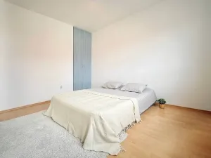 Pronájem bytu 1+1, Odolena Voda, Náměstí Vítězslava Hálka, 37 m2