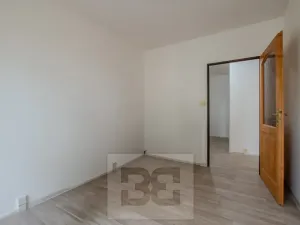 Prodej bytu 2+kk, Praha - Řepy, Bazovského, 44 m2