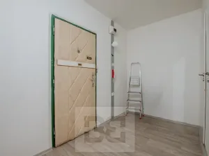 Prodej bytu 2+kk, Praha - Řepy, Bazovského, 44 m2