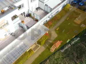 Prodej bytu 4+kk, Roztoky, Tyršovo nám., 88 m2