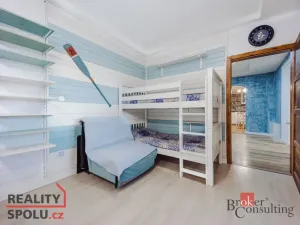 Prodej bytu 4+1, Nupaky, U Valu, 83 m2