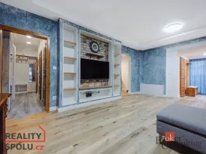 Prodej bytu 4+1, Nupaky, U Valu, 83 m2