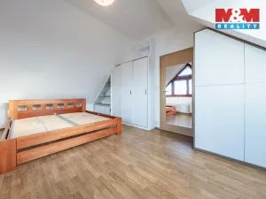 Pronájem bytu 3+kk, Praha - Kolovraty, Meduňková, 109 m2