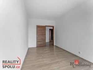 Pronájem bytu 2+kk, Praha - Libeň, Nad Rokoskou, 47 m2