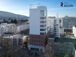 Pronájem bytu 1+kk, Zlín, Lorencova, 43 m2