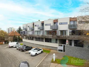 Prodej bytu 3+kk, Praha, Pod průsekem, 65 m2