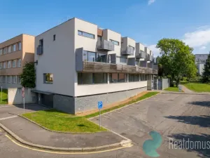 Prodej bytu 3+kk, Praha, Pod průsekem, 65 m2