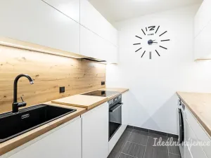 Pronájem bytu 2+kk, Praha - Modřany, Daškova, 41 m2