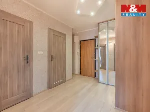 Prodej bytu 3+1, Praha - Letňany, Křivoklátská, 66 m2