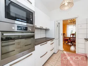 Pronájem rodinného domu, Praha - Suchdol, Havraní, 350 m2