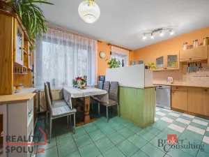 Prodej rodinného domu, Holice, Bratří Čapků, 262 m2