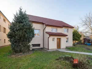Prodej rodinného domu, Holice, Bratří Čapků, 262 m2