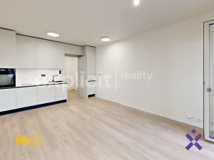 Pronájem bytu 1+kk, Zlín, Nad Stráněmi, 33 m2