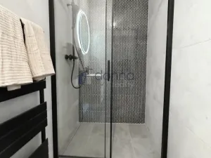 Pronájem bytu 2+kk, Praha, Komunardů, 38 m2