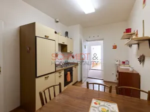 Prodej výrobních prostor, Biskupice, 1612 m2