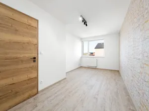 Prodej rodinného domu, Zlonín, Lísková, 192 m2