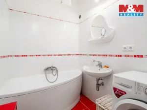 Prodej bytu 3+1, Teplice, Palackého, 74 m2