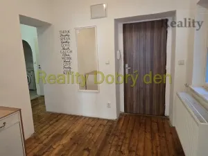 Prodej bytu 2+1, Opava, Dolní náměstí, 85 m2