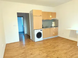 Pronájem bytu 1+kk, Poděbrady, Jeronýmova, 30 m2