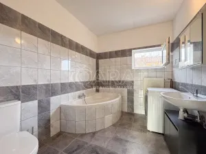 Pronájem bytu 4+1, Větřní - Němče, Okružní, 89 m2