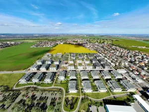 Prodej bytu 1+kk, Praha - Dolní Chabry, Kozomínská, 31 m2