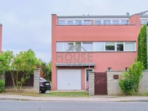 Prodej rodinného domu, Jenštejn, Hradní, 230 m2