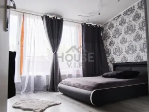 Prodej rodinného domu, Jenštejn, Hradní, 230 m2