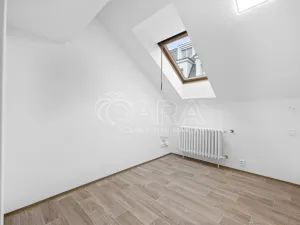 Pronájem bytu 4+1, Praha - Nové Město, Černá, 106 m2