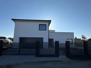 Prodej vily, Sulice, Na Okruhu, 365 m2