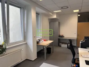Pronájem kanceláře, Brno, Kořenského, 130 m2