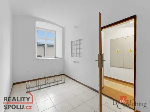 Prodej ubytování, Broumov, Malé náměstí, 298 m2