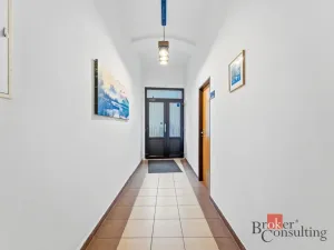 Prodej ubytování, Broumov, Malé náměstí, 298 m2