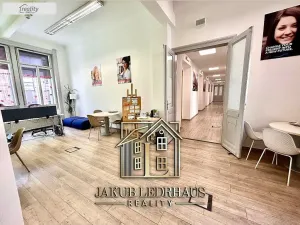 Pronájem kanceláře, Praha - Nové Město, Spálená, 406 m2