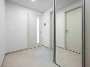 Pronájem bytu 2+kk, Praha - Libeň, Vojenova, 48 m2