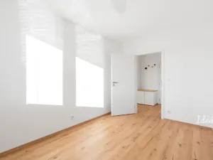 Pronájem bytu 3+kk, Praha - Michle, V zápolí, 75 m2