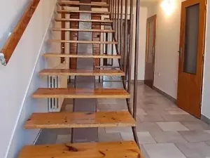 Prodej rodinného domu, Lomnička, 300 m2